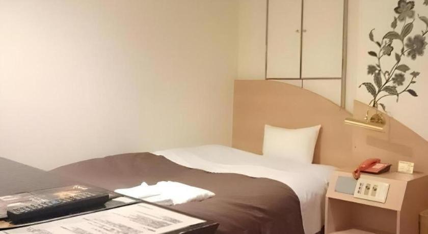 Business Hotel Kawaramachi Takamacu Kültér fotó
