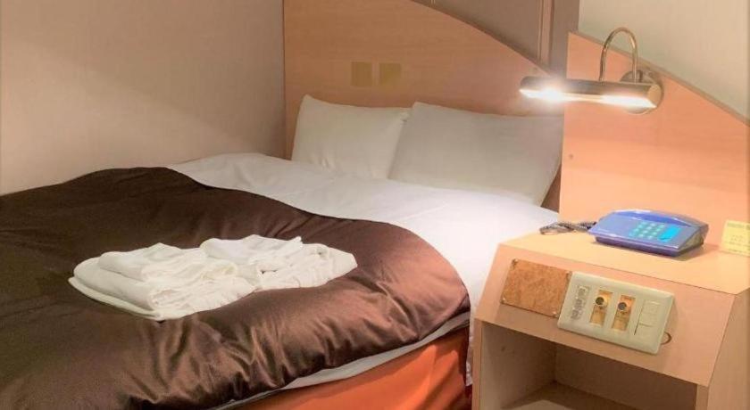 Business Hotel Kawaramachi Takamacu Kültér fotó